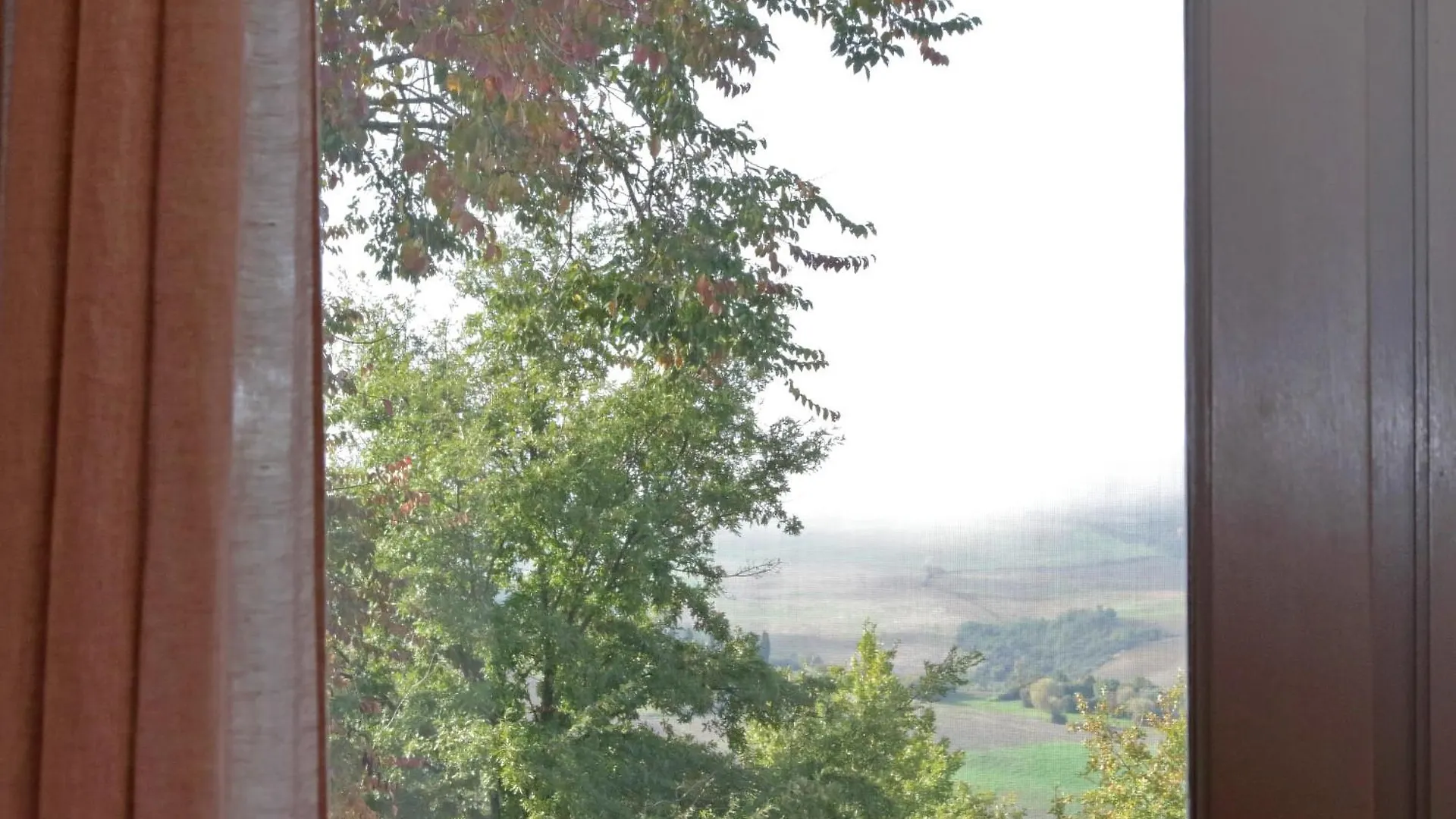 Il Palazzo Dei Diavoli Βίλα Montepulciano Stazione Κατάλυμα σε φάρμα