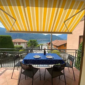 ca-rina-apartment-free-parking-lake-view.it-lombardy.com/