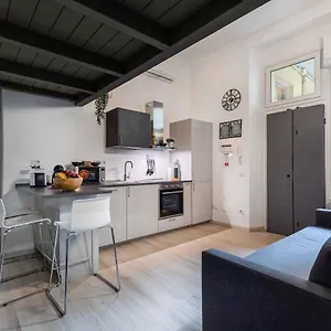 junior-suite-milano-with-netflix-and-wifi.it-lombardy.com/