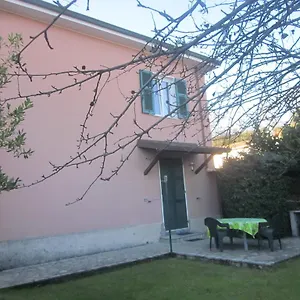 ca-di-boschetti-old-farm.hotelitalianriviera.com/